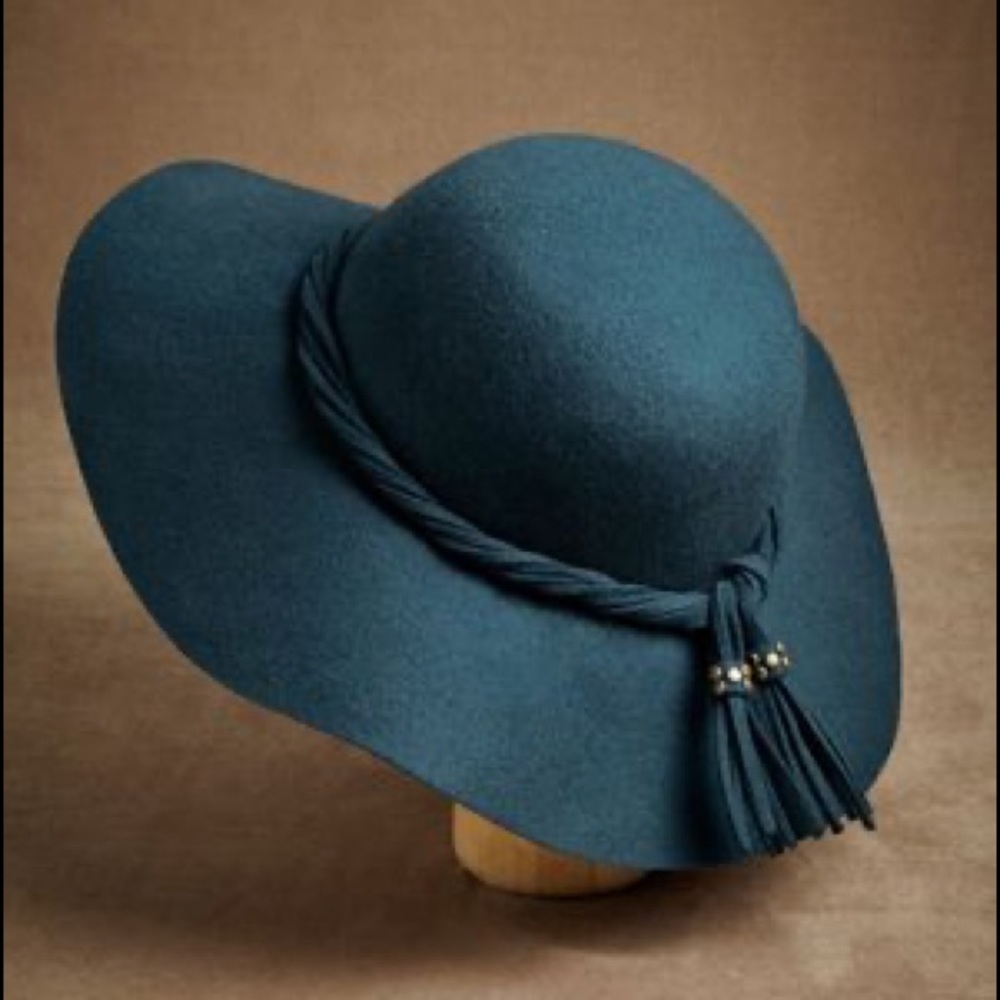 Burgundy Tassel Floppy Hat